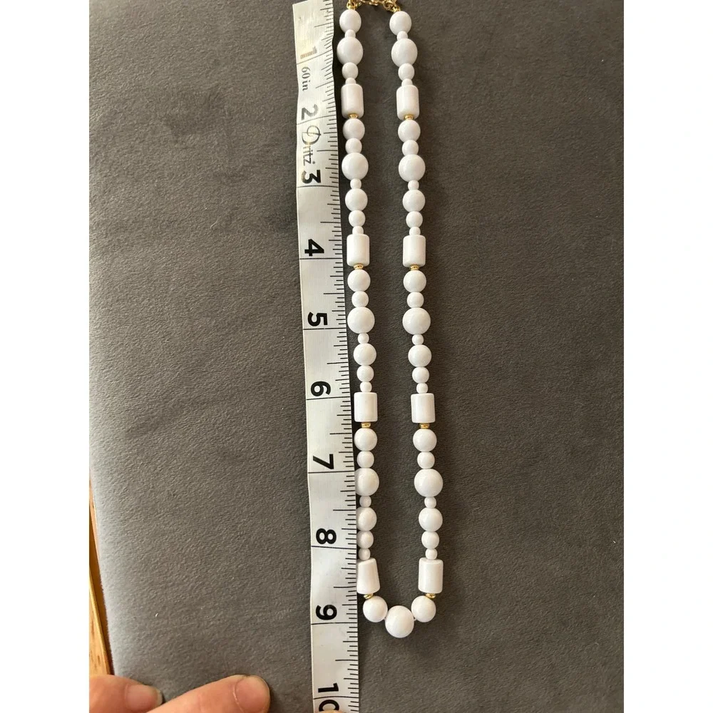 Monet white necklace